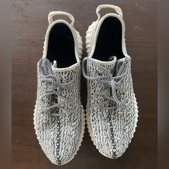 Yeezy Turtle Dove 12 - Picture 5 of 6